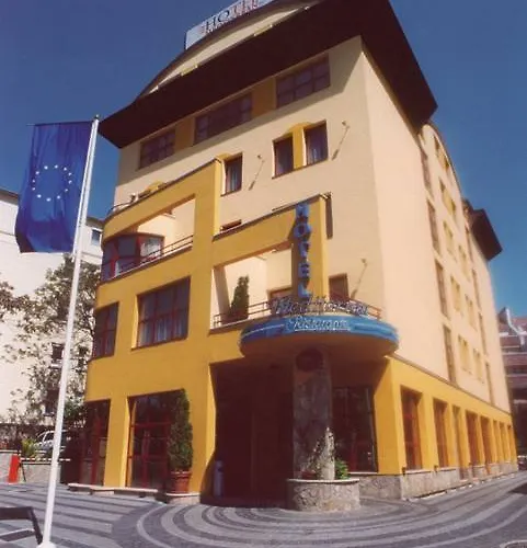 メディテラン ブダペスト