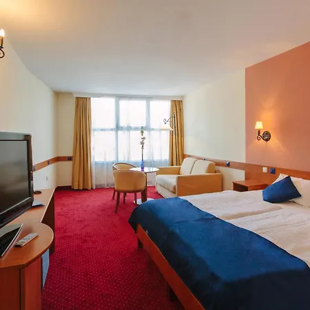 Mediterran Hotel 4*