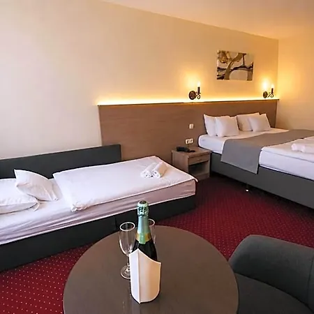 Hotel Mediterran 4*