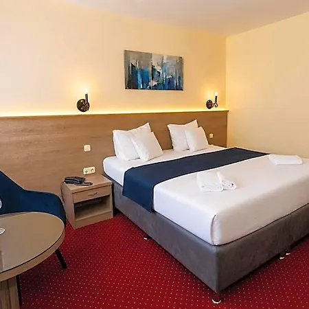 Hotel Mediterran 4*
