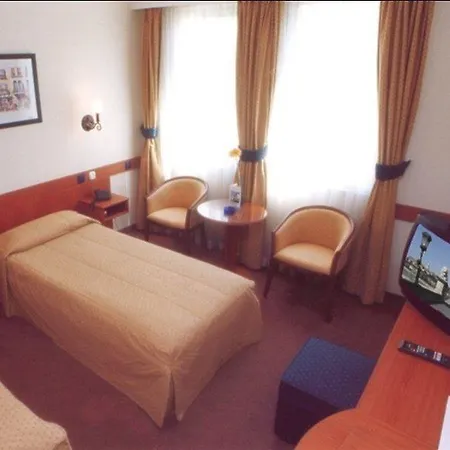 Отель Mediterran 4*